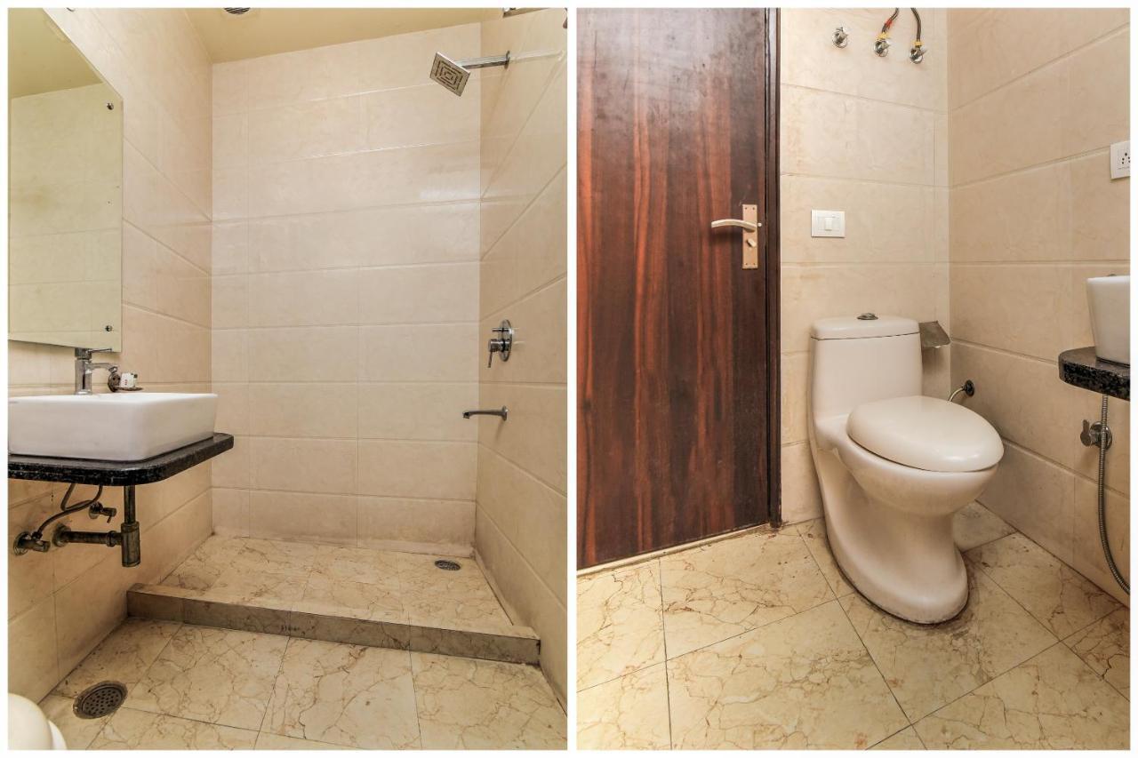 Collection O 76248 Hotel D Crown New Delhi Extérieur photo